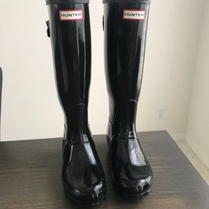 HUNTER Tall Gloss Rain Boots Black
